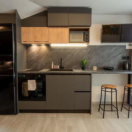 The Beehive Apartment Mytilene Exterior photo