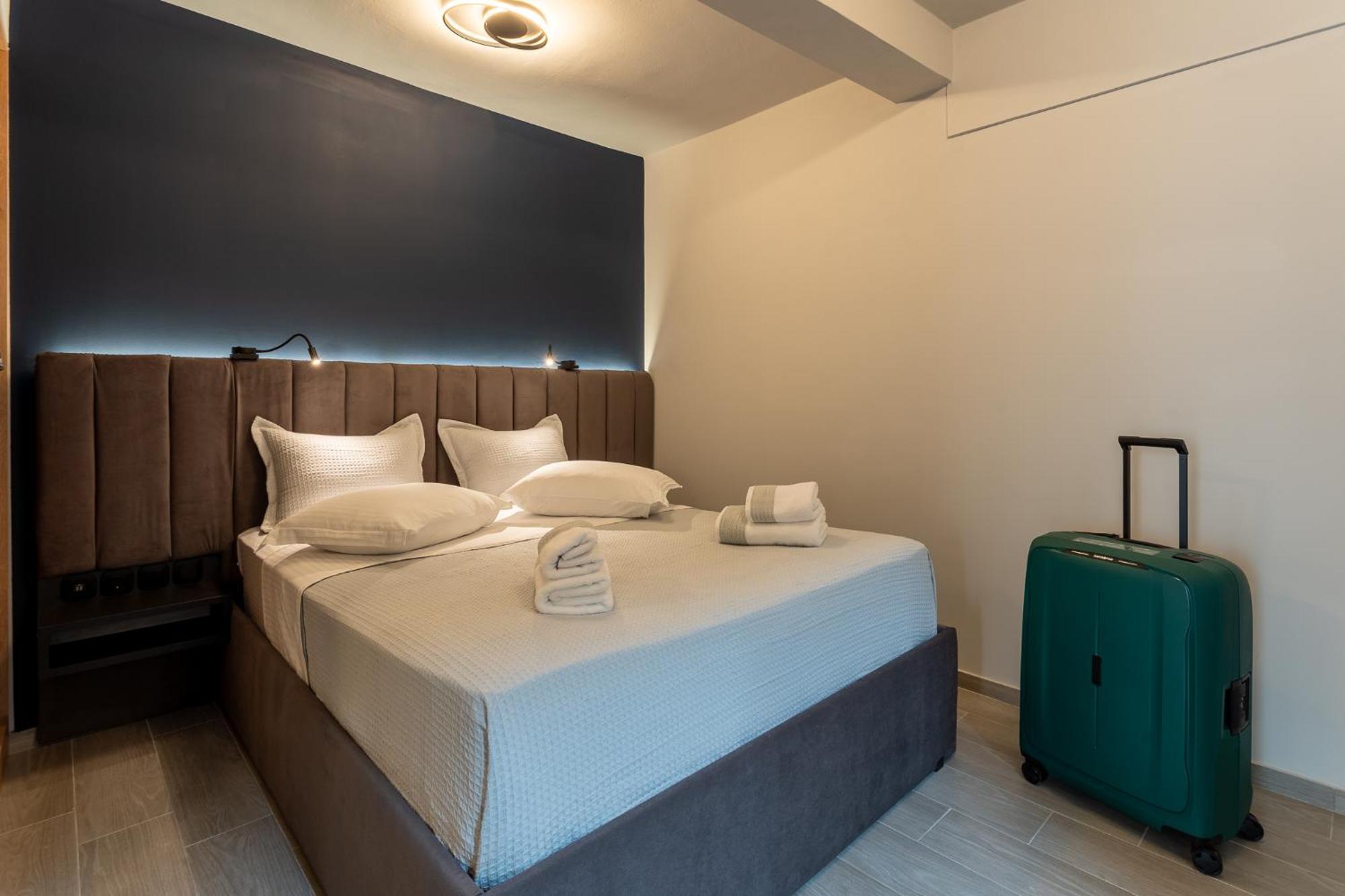 The Beehive Apartment Mytilene Exterior photo