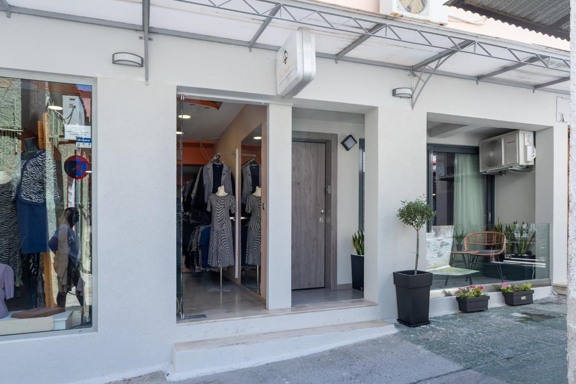 The Beehive Apartment Mytilene Exterior photo