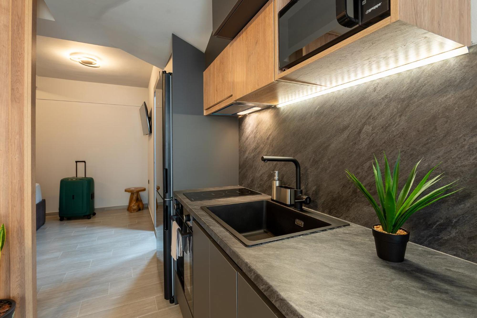 The Beehive Apartment Mytilene Exterior photo